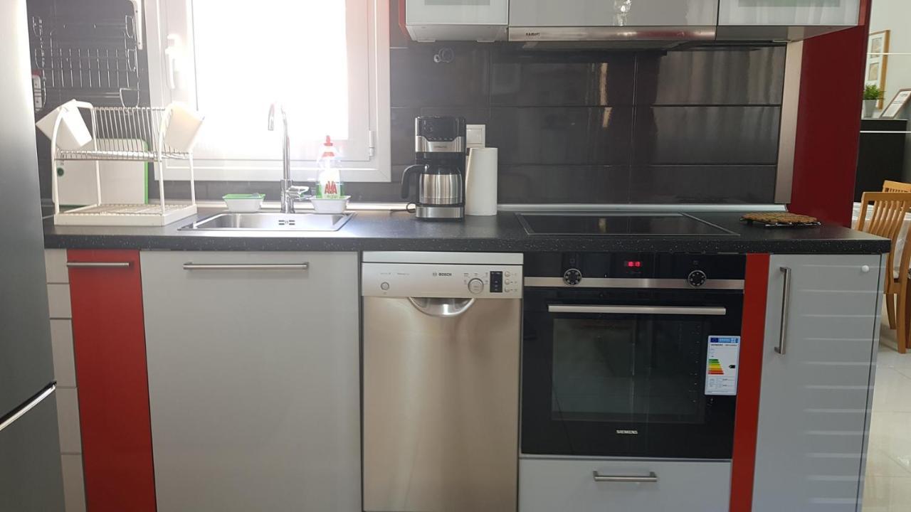 Renovated Lovely Apartment Near Airport & Sea Pórto Ráfti المظهر الخارجي الصورة